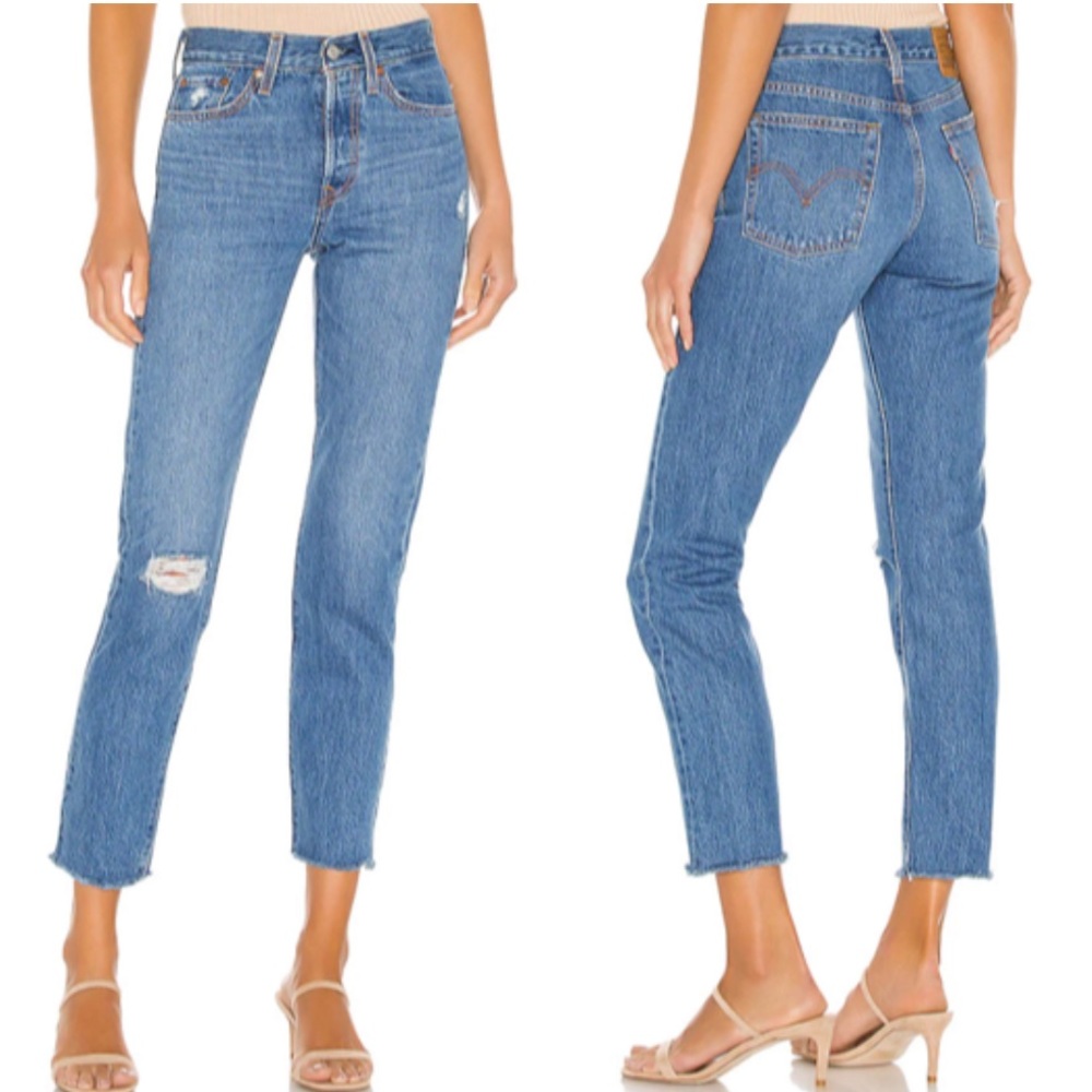 ⭐️ Levi’s wedgie fit icon in Athens Hera medium wash